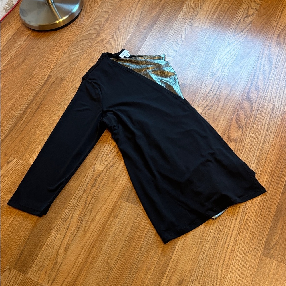 Jaclyn Smith Collection long sleeve black and gold metallic draped blouse Size L - Picture 6 of 17